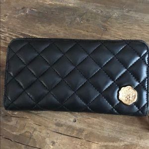 Vince Camuto Wallet
